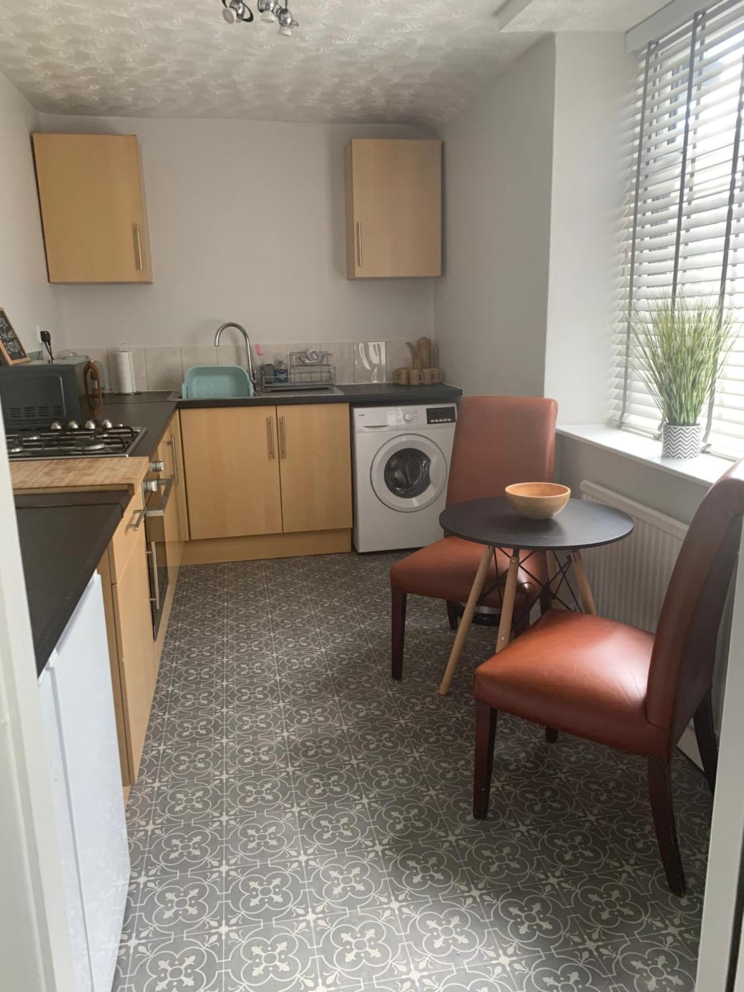 The Greens Apartment Farnworth Экстерьер фото